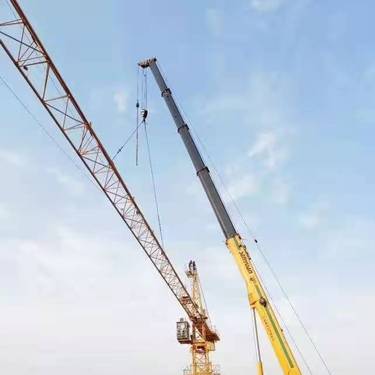 260噸吊車多少錢一個(gè)臺(tái)班