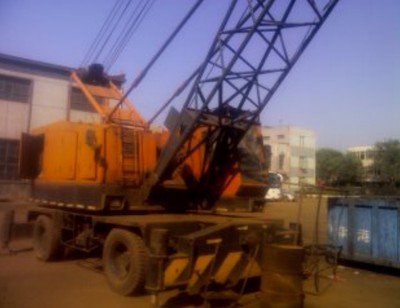 中國(guó)輝陽集團(tuán)上海二手工程機(jī)械