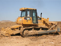 高效租賃CAT.D7G2推土機(jī)，助力工程機(jī)械靈活應(yīng)用